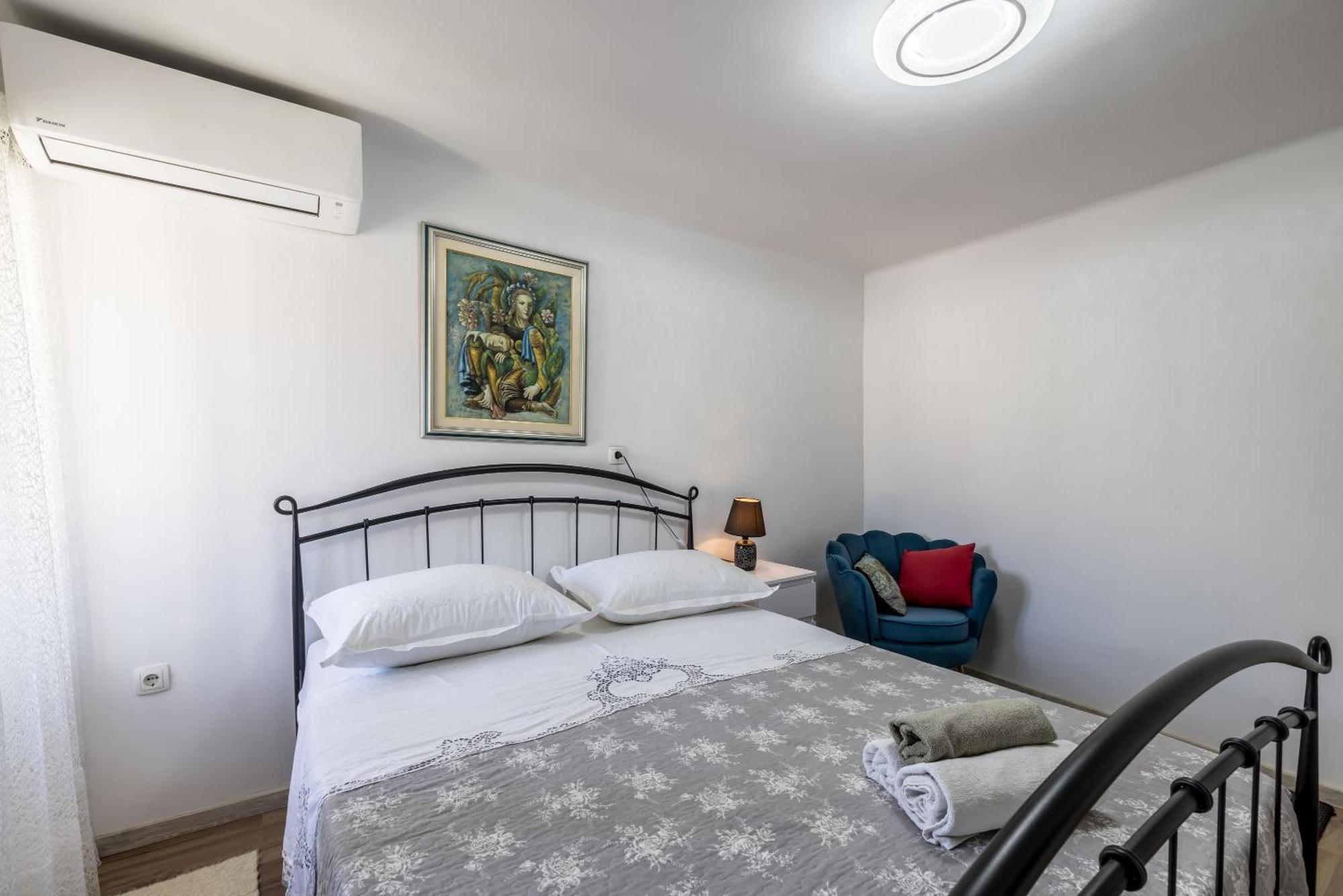 Holiday Home Riva Promenade Split Exterior photo